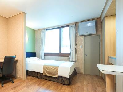 Western Coop & Dongdaemun Aparthotel