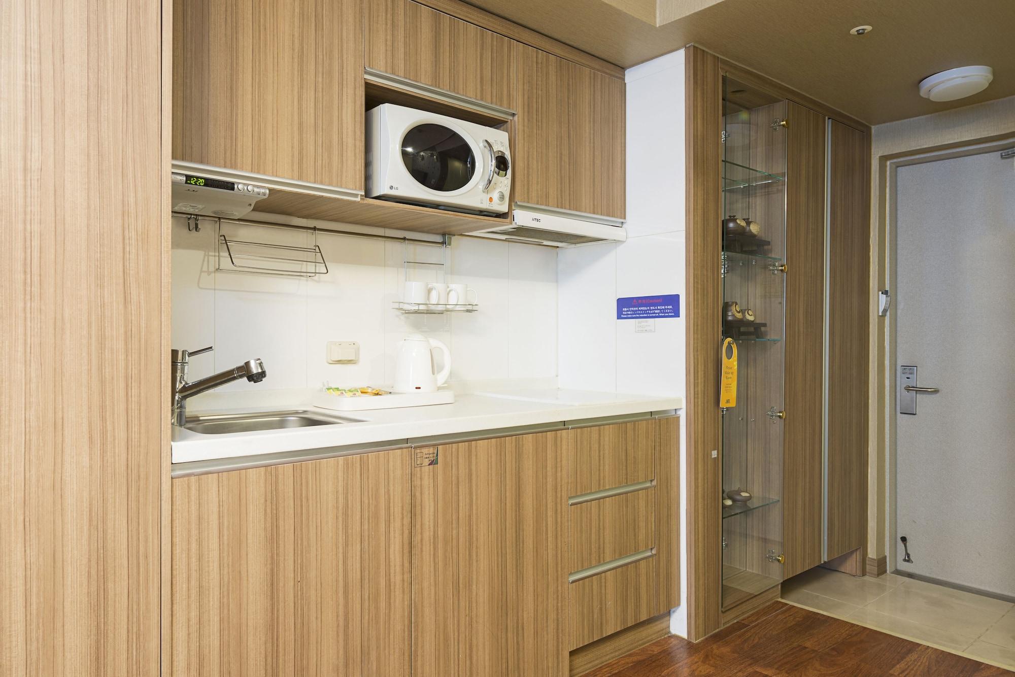 Western Coop & Dongdaemun Aparthotel