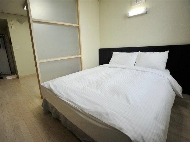 Western Coop & Dongdaemun