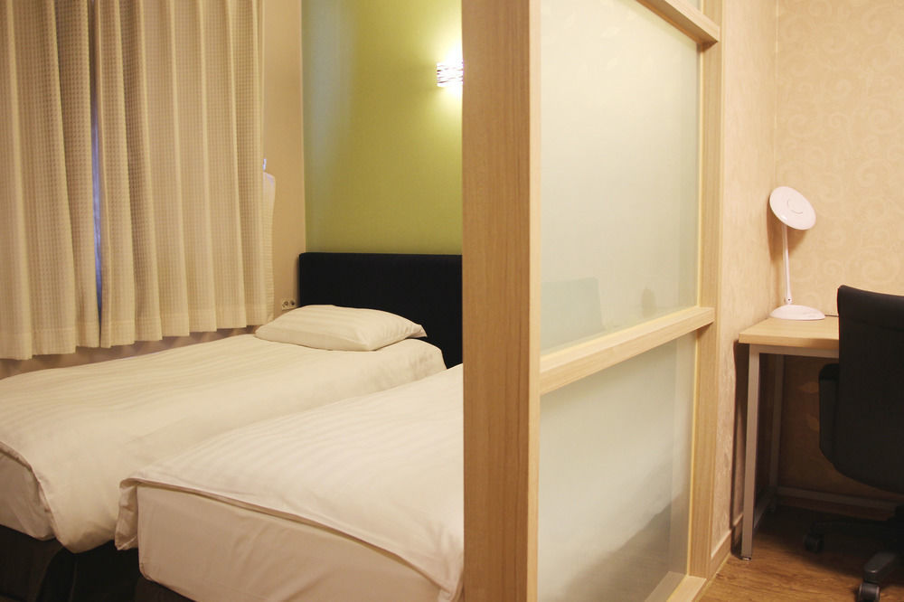 Western Coop & Dongdaemun 3* Seoul
