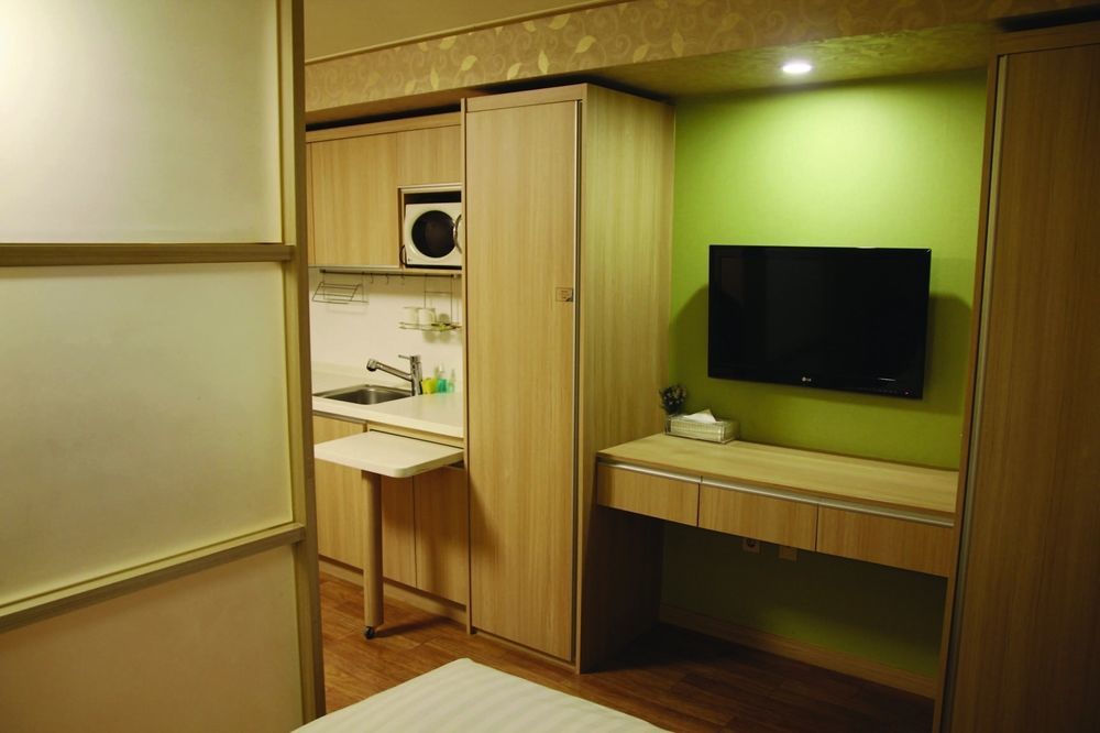 Western Coop & Dongdaemun 3*